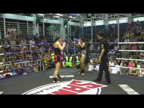 Elaine (Sinbi Muay Thai) From Ireland Fights at Bangla Stadium 26.6.15