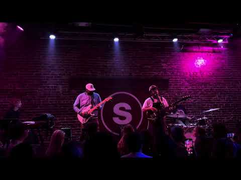 WILLIS Performs “I Think I Like When It Rains” LIVE at The Social 12.1.23 Orlando, Florida