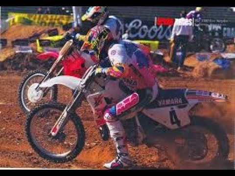 Great battle Mt. Morris MX nat'ls: Bradshaw, Stanton bang bars.1992