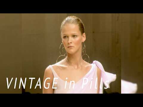 Vintage in Pills CHANEL Spring 1999 Haute Couture Paris - Fashion Channel