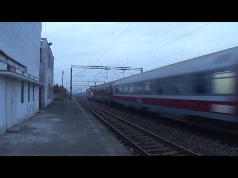 IR 1643 trece in viteza prin Halta Bucuresti Triaj