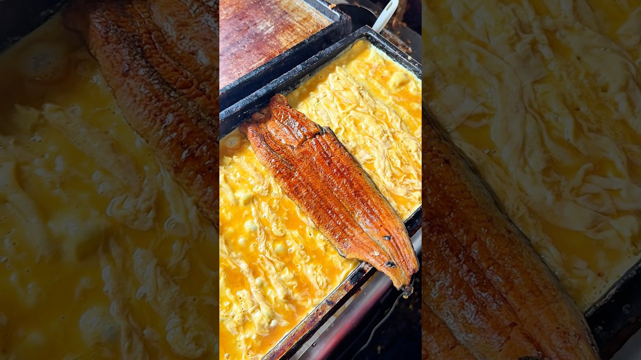 うなぎが丸ごと1匹入った絶品食べ歩きだし巻き玉子🍳🐟【神奈川 はんなりいなり】