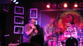 Samantha Fish & John Nemeth - Mother-In-Law Blues - Live at the Funky Biscuit 2014.