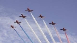 preview picture of video 'RAF Red Arrows at Ostrava Airport LKMT'