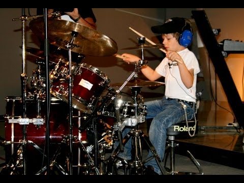 Igor Falecki (5 year old drummer)