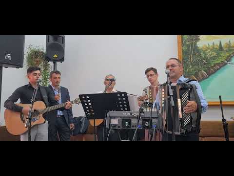 Fratii Suciu    Colaj cântări    La Corni Botoșani