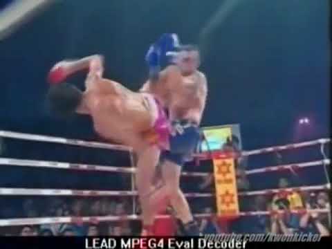 Somrak Khamsing   Mae Mai Muay Thai Kickboxer Muay Boran