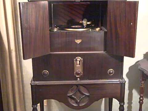 HARRY RESER'S SYNCOPATORS - BLUE-EYED SALLY - ROARING 20'S VICTROLA RADIOLA