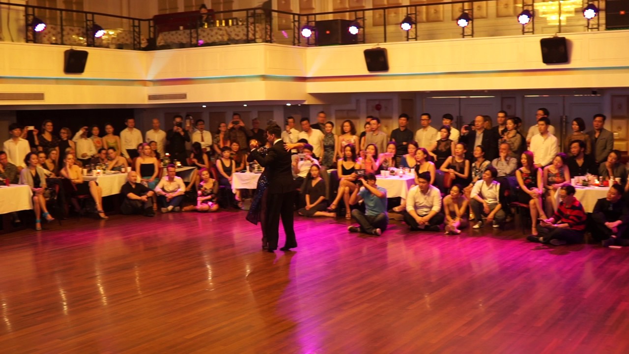 5th SITM, Sebastian Achaval y Roxana Suarez performing Grand Milonga   1/4