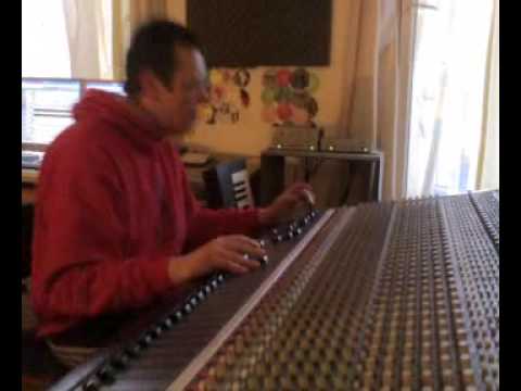 ORIGINALITY,KING GENERAL,BUSH CHEMISTS DUB STATION,RUN DE TRACK