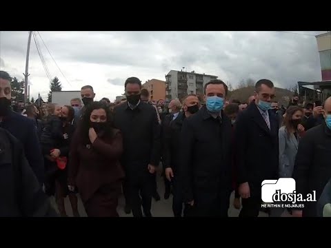 Situatë e sikletshme, presidentja Osmani largon Konjufca për të qëndruar krah Kurtit