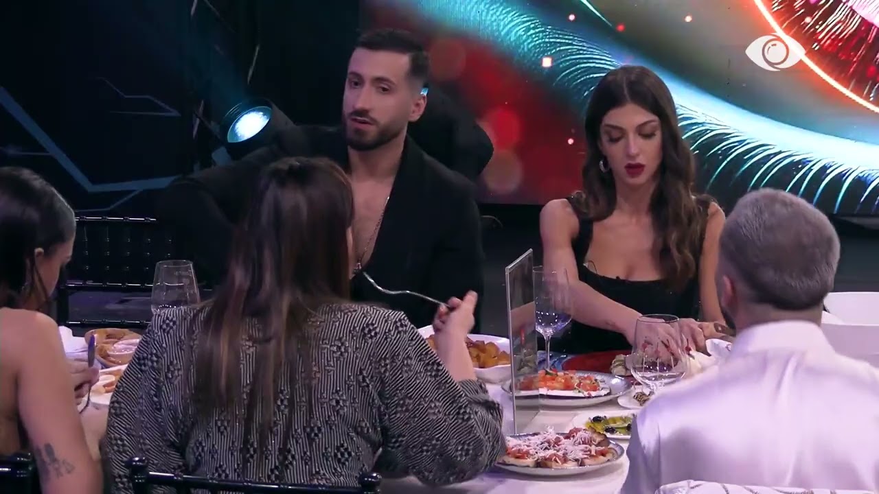 “G Ban dushmani…”/ Gjesti hedh batuta, ndërhyn Egli: Jozi ke gjë tjetër për t'i thënë
