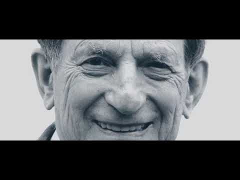 The Life and Ideas of the Great Physicist, David Bohm. حياة وأفكار الفيزيائي الكبير ديفيد بوم