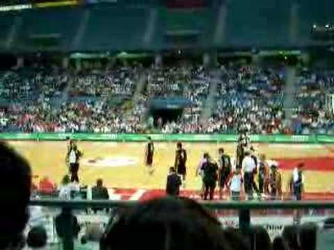 Intervallo Scavolini-Coopsette gara3 Semifinali