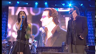 Download lagu The Corrs and Bono perform LIVE @ Live8 in Edinburgh - July 6th, 2005 mp3