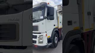 Camion de vidange Volvo FM 12.380 **8x2-VACUUMTRUCK-VIDANGEUR-BELGIAN ORIGINE** | Image 4 - Autoline