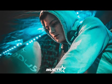 Invicta Rewind 020: Oppidan