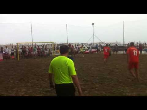 ultimi secondi del Tirreno Beach Soccer tappa di Nettuno vinta dal Noname Team