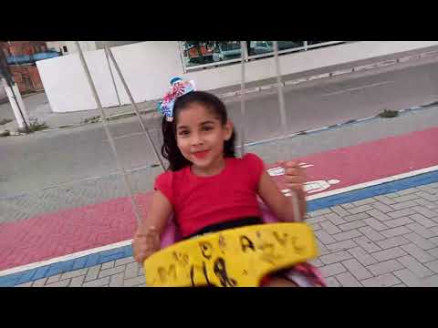 TIPOS DE CRIANÇAS NO PARQUINHO!!!