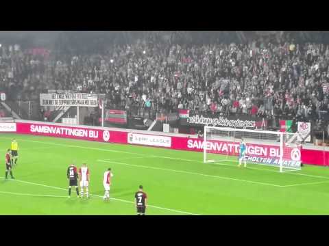 NEC - FC Emmen sfeer en de 4-0 Daemen