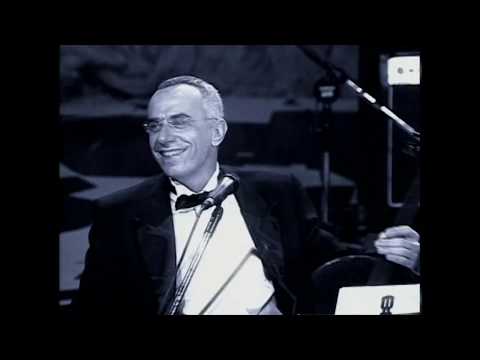 Should I Stay or Should I go (The Clash) by  Mário Manga