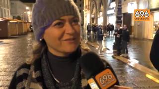 il-vento-spazza-via-le-casette-di-natale