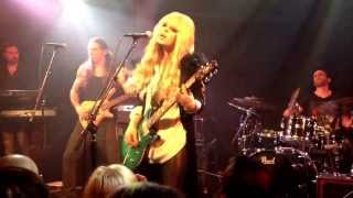 Orianthi performing Sex E Bizzare at the Troubadour 2/14/14