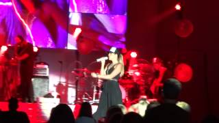 Colbie Caillat - Blaze - Live at Centennial Terrace in Sylvania, OH on 7-26-15