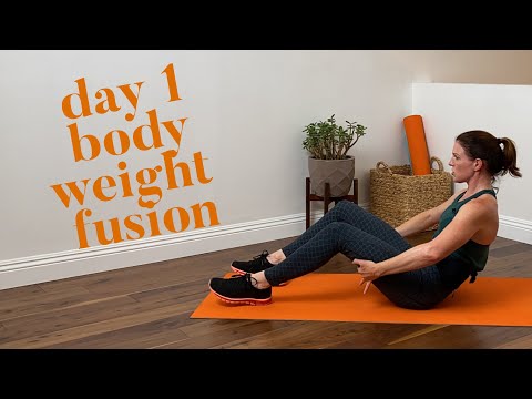 DAY 1: MOVEMENT 35 min Full Body Fusion (NO EQUIPMENT) with Kit Rich #revivereset