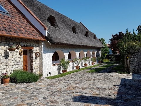 *** ELADVA ***~Eladó Balaton-felvidéki medencés luxus családi ház~Eladó Ingatlan Dörgicse~JLH24