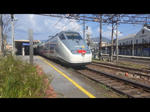 IC 659 Milano Centrale - Ventimiglia  in transito a Genova Sampierdarena