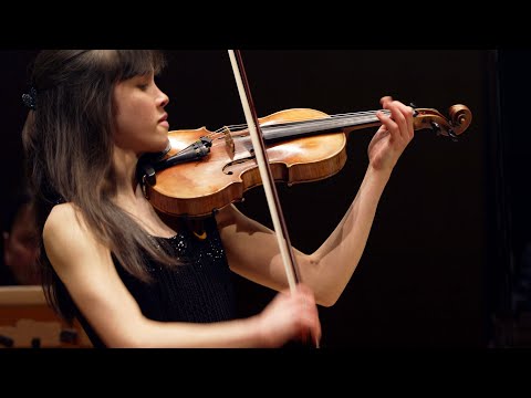 Vivaldi, Antonio, Les Quatre Saisons - Sylvia Huang, violon - ORCW - Jean-Frédéric Molard, dir. - 4k