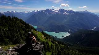 Flight Facilities - Stranded feat. Broods, Reggie Watts &amp; Saro [Late Nite Tuff Guy remix]