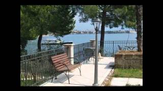 preview picture of video 'Toscolano-Maderno Hotels - OneStopHotelDeals.com'