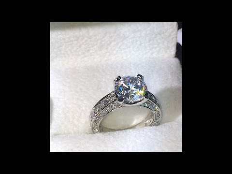 2 ct Round cut Diamond Engagement Ring in Multirow Pave Band