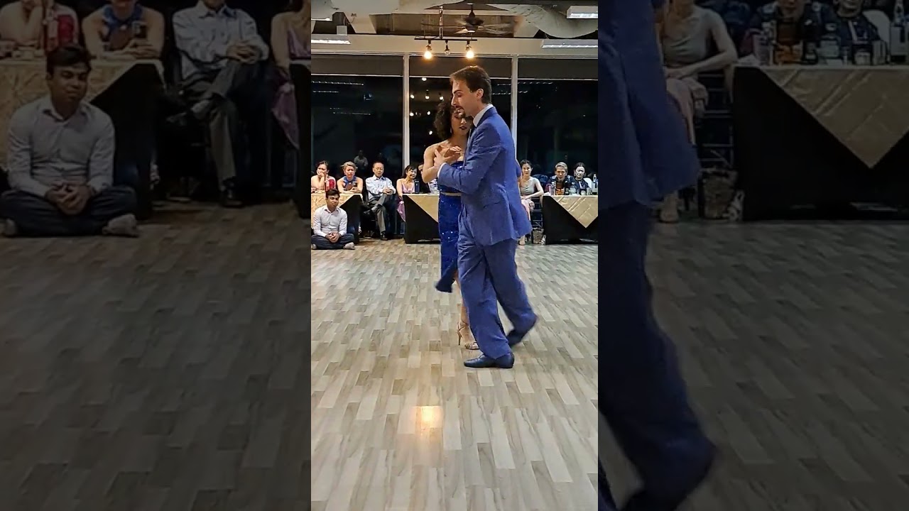 Esta Noche De Luna. Gianpiero & Lorena in Singapore. 22Apr2023.