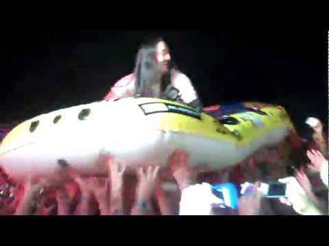 EDC 2012 - Steve Aoki & Afrojack white raver rafting