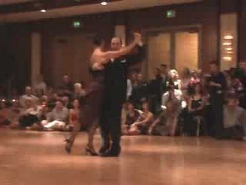 Luis Castro & Claudia Mendoza - Vuelvo Al Sur (Astor Piazzolla) - Nora's Tango Week 2008