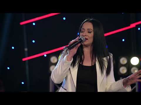 Aneta i Grupa Molika - Segde pojdi, doma dojdi (Art Studio Production Live TV Show)