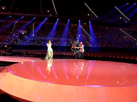 Israel: 2nd rehearsal Eurovision 2011 / Dana International - Ding Dong