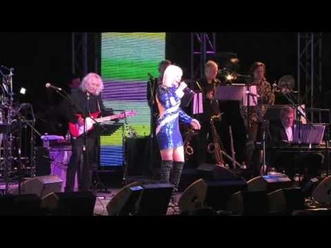 VALERIYA - How Can You Mend a Broken Heart LIVE