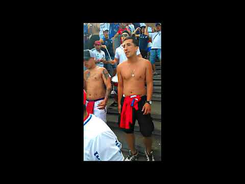 "LA BANDA DEL PARQUE, PERCUSIÓN  /  LA FIESTA DEL FÚTBOL" Barra: La Banda del Parque &bull; Club: Nacional