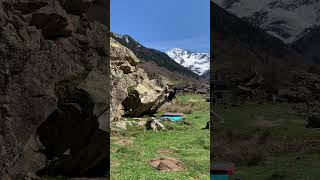 Video thumbnail of Problem 2 (Boulder A.Oeste - Four Rooms), 6b. Pont de Camps