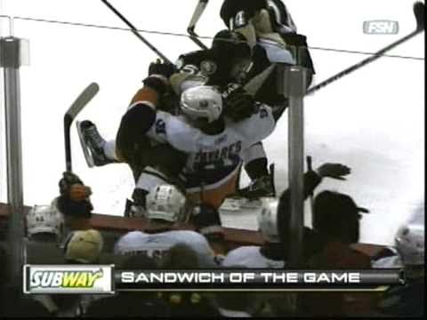 Kris Letang rattles John Tavares