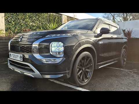 Mitsubishi Outlander 2.4 HYBRID / 7 SEATER / EXCEE - Image 2