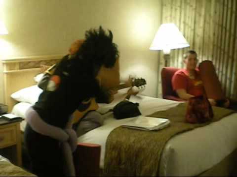 Youmacon 2009- What Happens