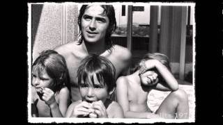 Joan Manuel Serrat   Que va a ser de tí La mujer que yo quiero Vagabundear  Vencidos