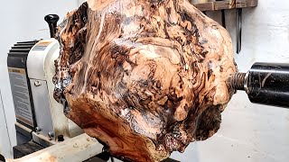 Wood Turning Galaxy Root  【木工旋盤】職人技で根の塊から穴あき壺を作る