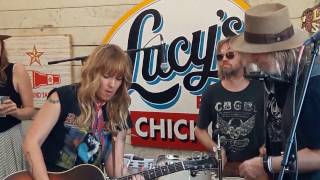 Ray Wylie Hubbard (w Brandy Zdan & Kelley Mickwee) - Memphis