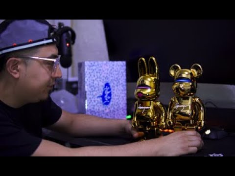 Onde comprar Bearbricks em Tóquio, Japão! - Sorayama Signed Bearbrick Unboxing